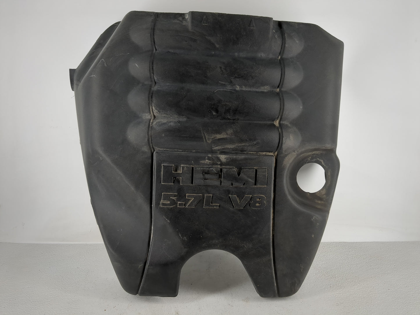 2009 Dodge Ram 1500 Engine Cover - Oemusedautoparts1.com