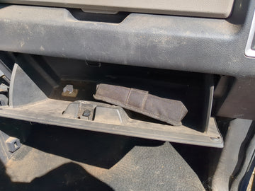 2009 Dodge Ram 1500 Passenger Glove Box Door Storage Compartment
