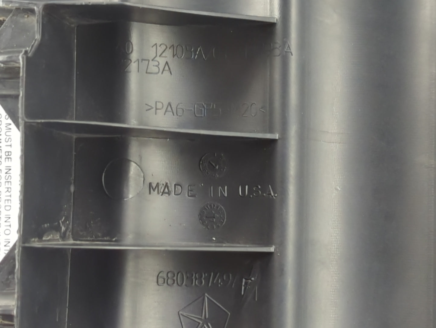 2009 Dodge Ram 1500 Engine Cover - Oemusedautoparts1.com