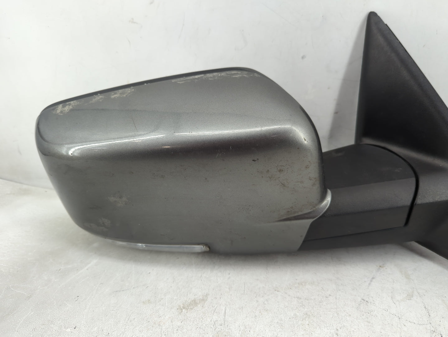 2009 Dodge Ram 1500 Passenger Side View Mirror - Right Door Mirror OEM Used - Oemusedautoparts1.com