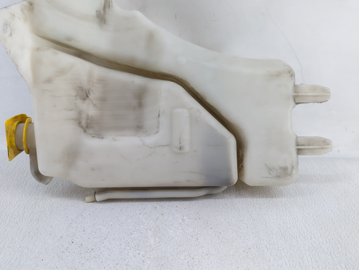 Dodge Ram 1500 Radiator Coolant Overflow Expansion Tank Bottle - Oemusedautoparts1.com