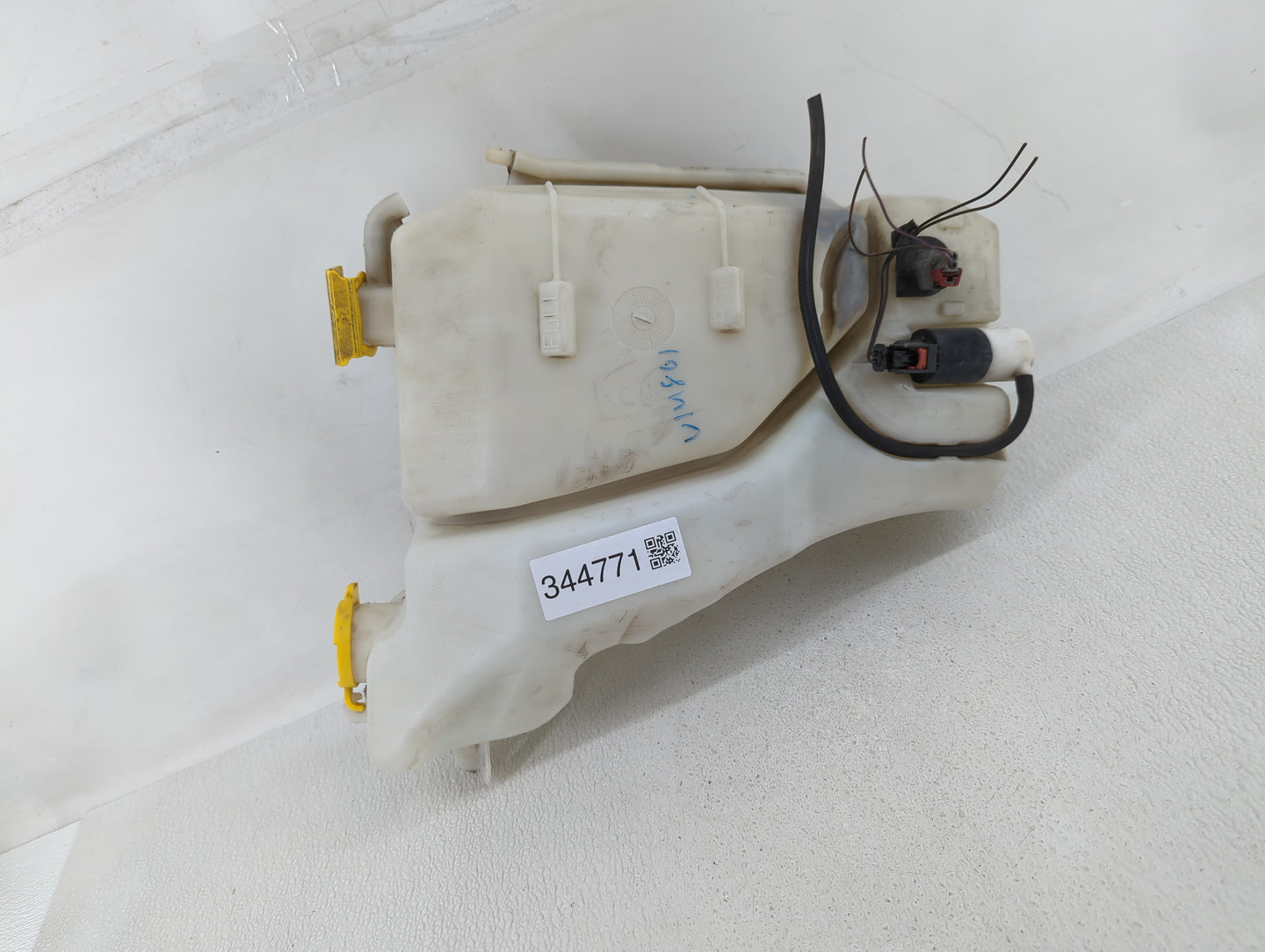 Dodge Ram 1500 Radiator Coolant Overflow Expansion Tank Bottle - Oemusedautoparts1.com