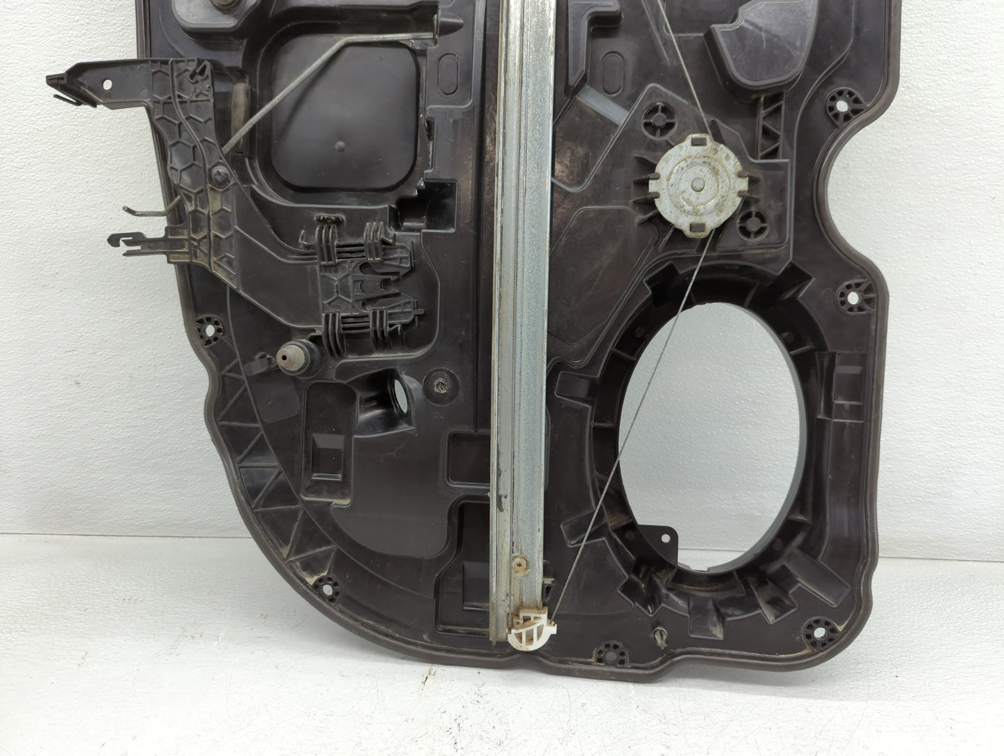 2009 Dodge Ram 1500 Used Window Regulator Right Passenger Rear Black - Oemusedautoparts1.com