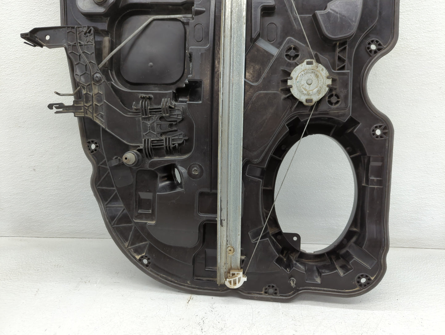 2009 Dodge Ram 1500 Used Window Regulator Right Passenger Rear Black - Oemusedautoparts1.com