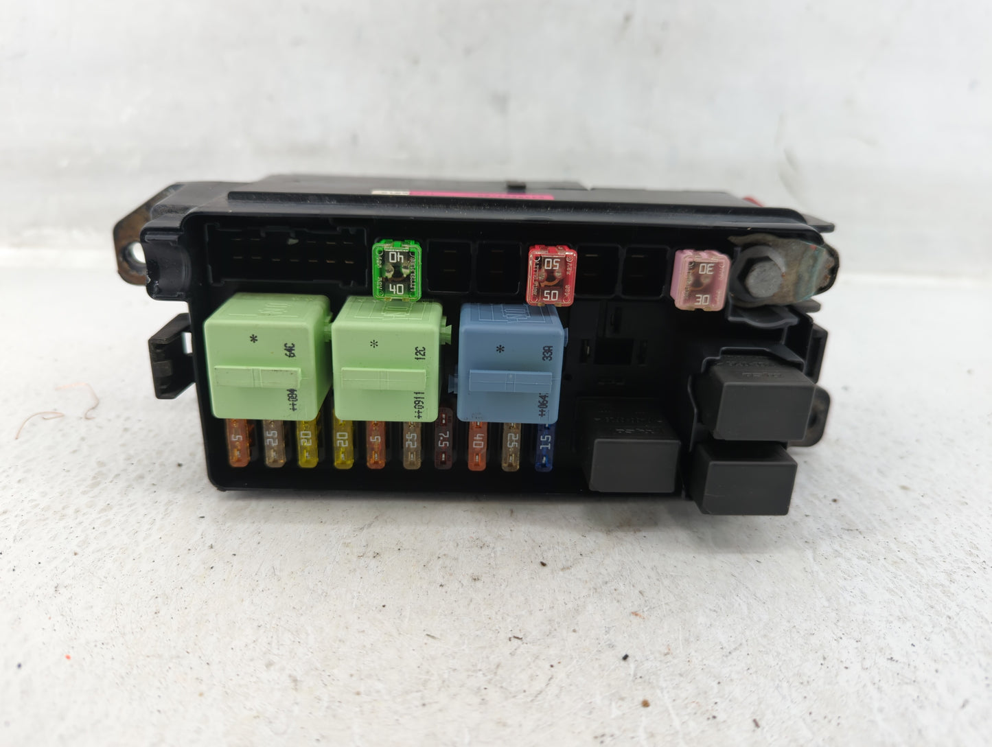 2009 Ford Club Fusebox Fuse Box Panel Relay Module P/N:17236010 Fits Fits 2008 OEM Used Auto Parts - Oemusedautoparts1.com