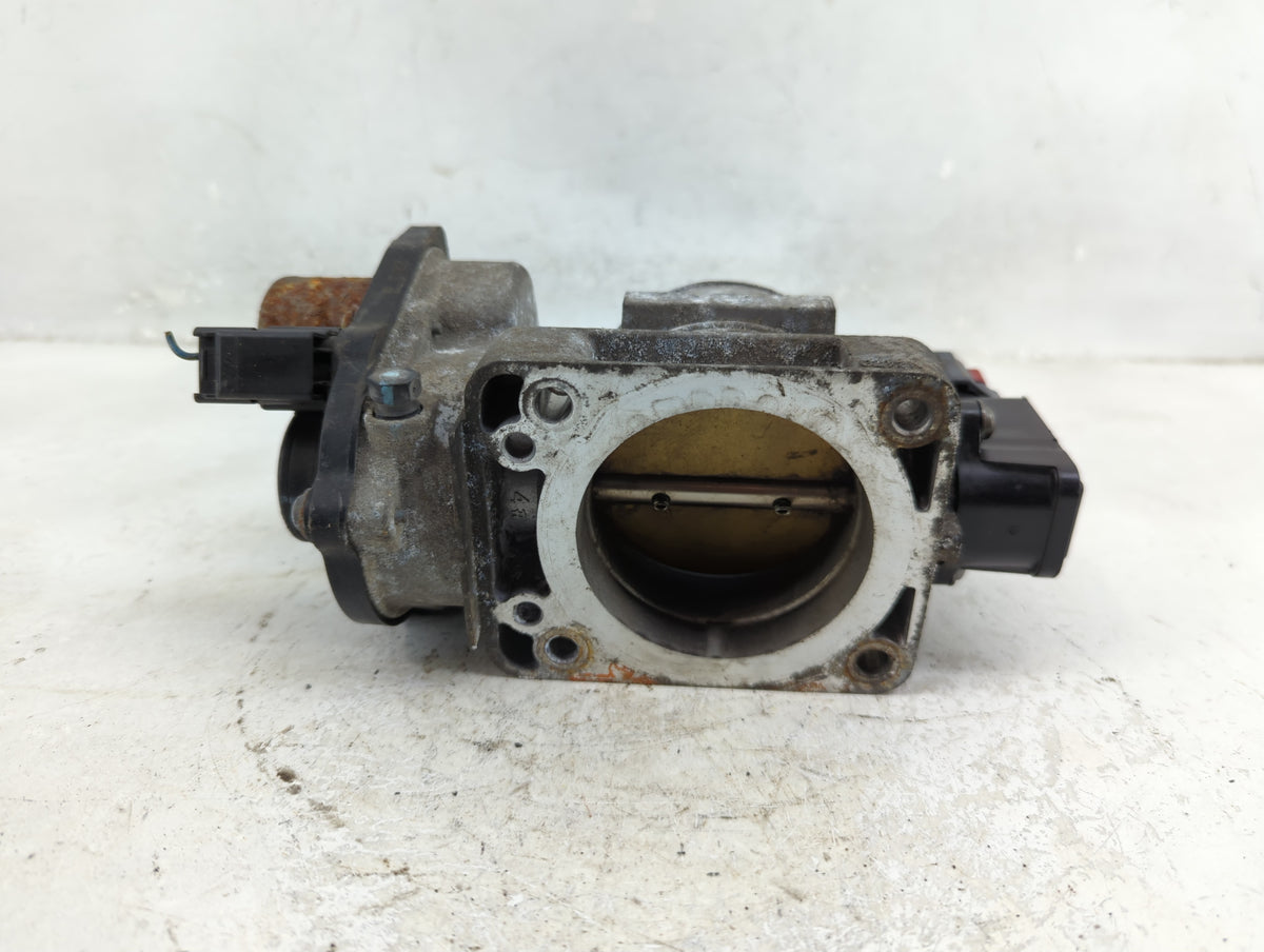 2005-2011 Ford Crown Victoria Throttle Body P/N:AG1E-9E928-AA Fits OEM Used Auto Parts - Oemusedautoparts1.com
