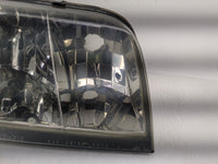 2003 Ford Crown Victoria Passenger Right Oem Head Light Headlight Lamp - Oemusedautoparts1.com