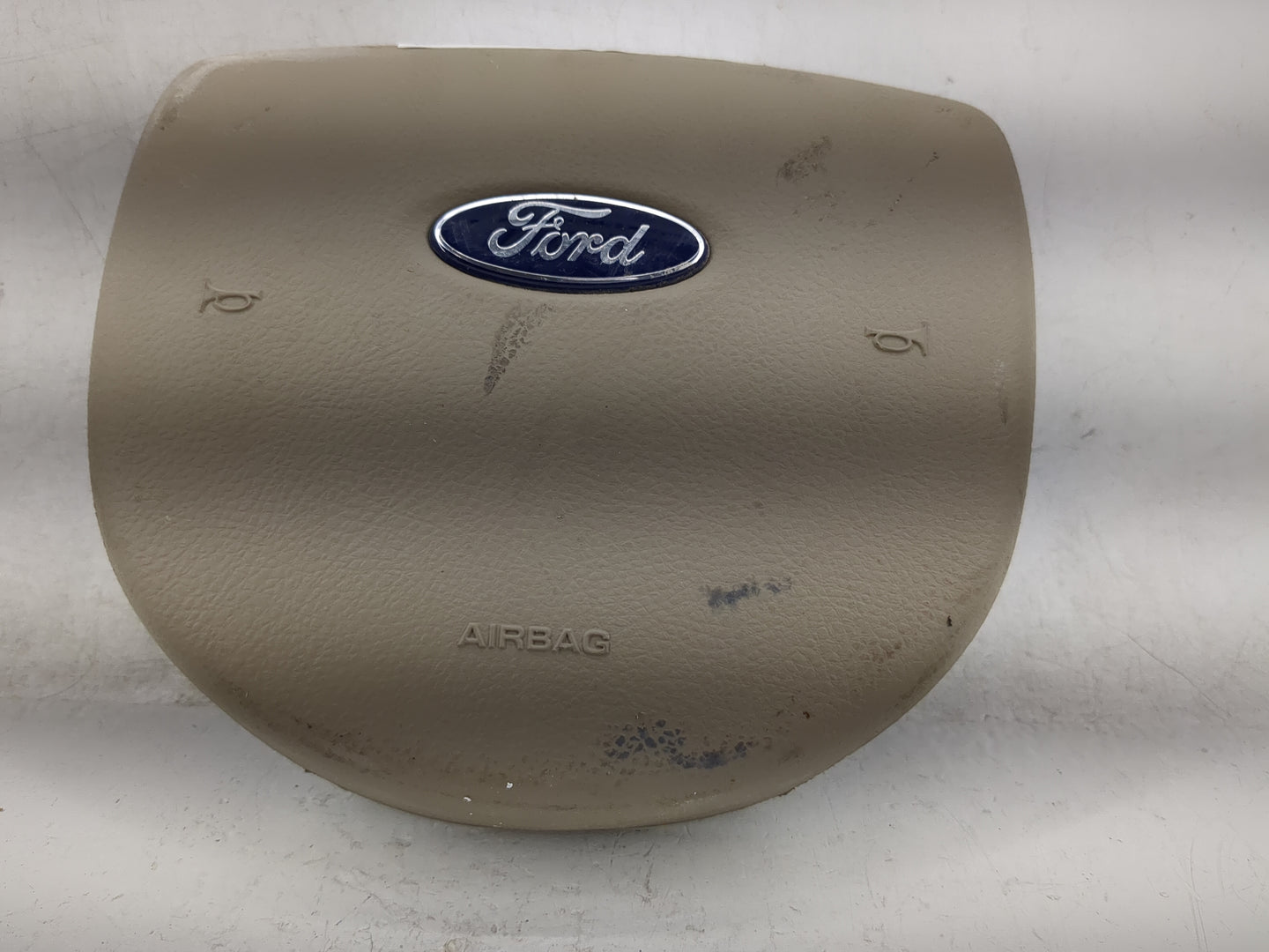 2005-2011 Ford Crown Victoria Air Bag Driver Left Steering Wheel Mounted P/N:5W7Z54043B13BAA Fits OEM Used Auto Parts - Oemu