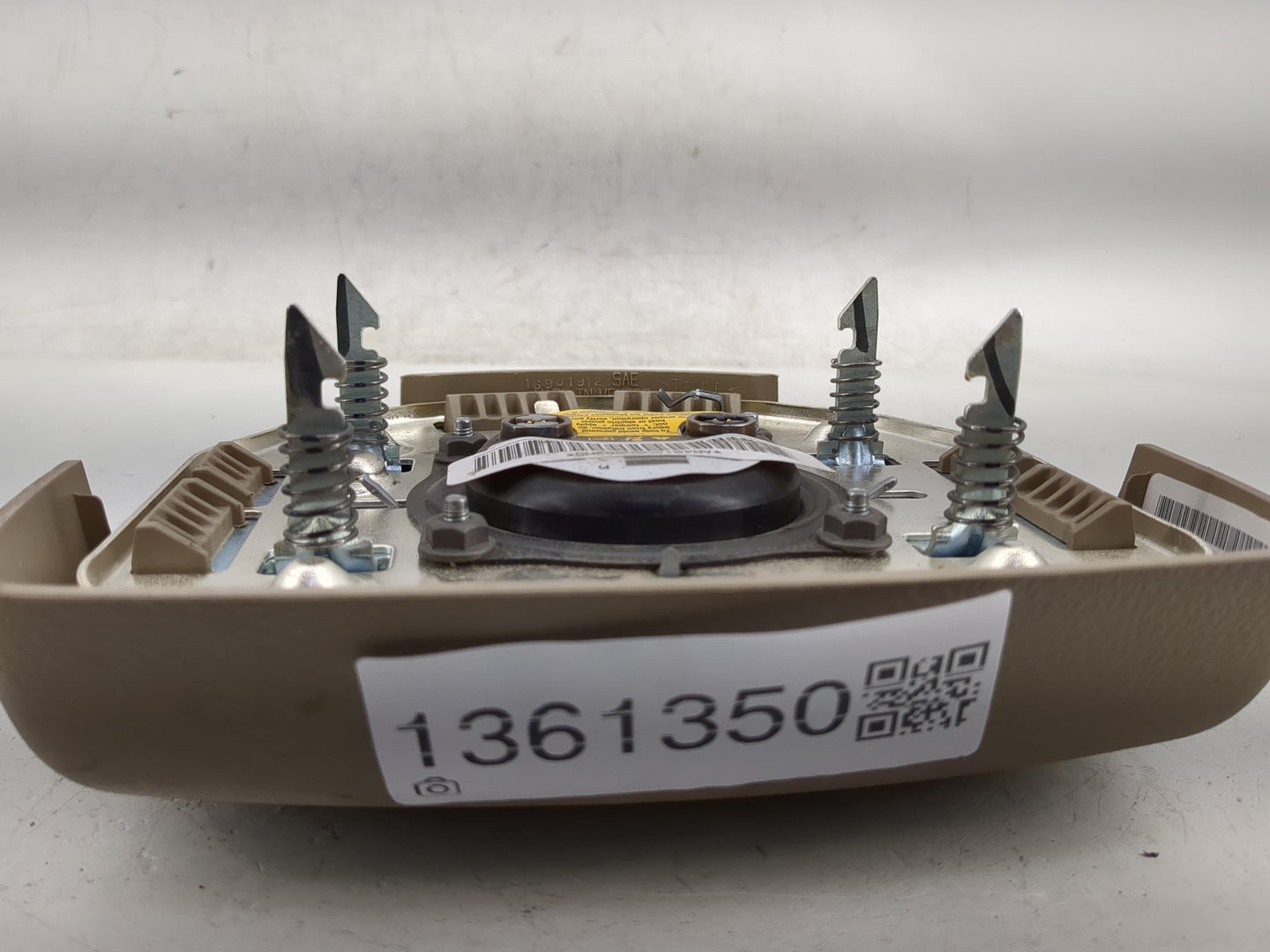 2005-2011 Ford Crown Victoria Air Bag Driver Left Steering Wheel Mounted P/N:5W7Z54043B13BAA Fits OEM Used Auto Parts - Oemu