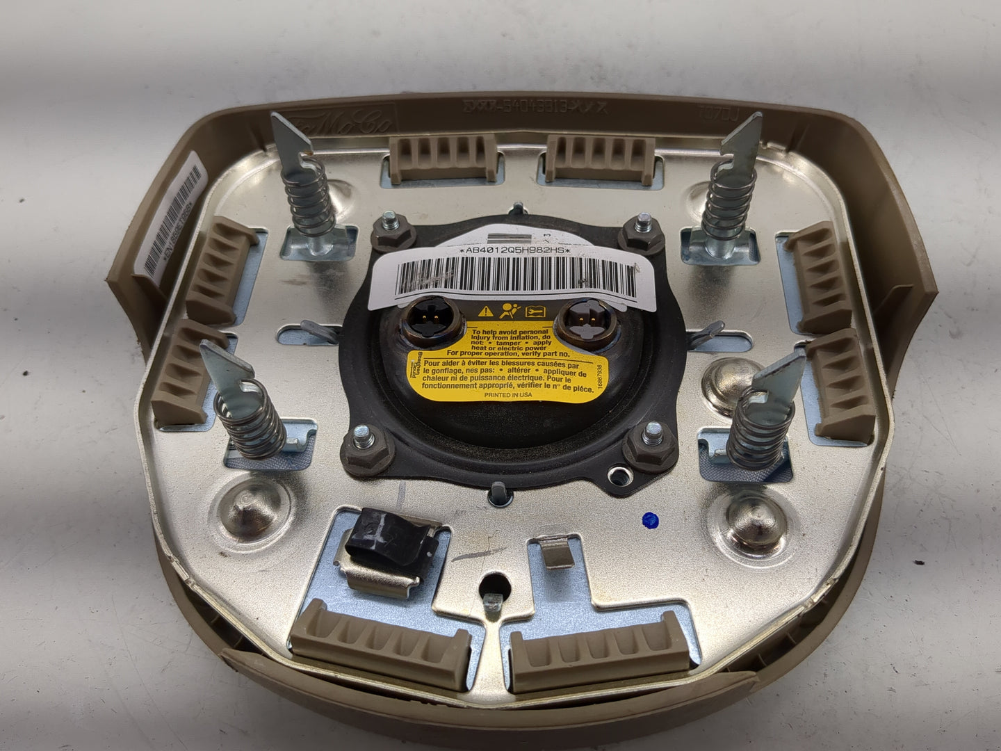 2005-2011 Ford Crown Victoria Air Bag Driver Left Steering Wheel Mounted P/N:5W7Z54043B13BAA Fits OEM Used Auto Parts - Oemu
