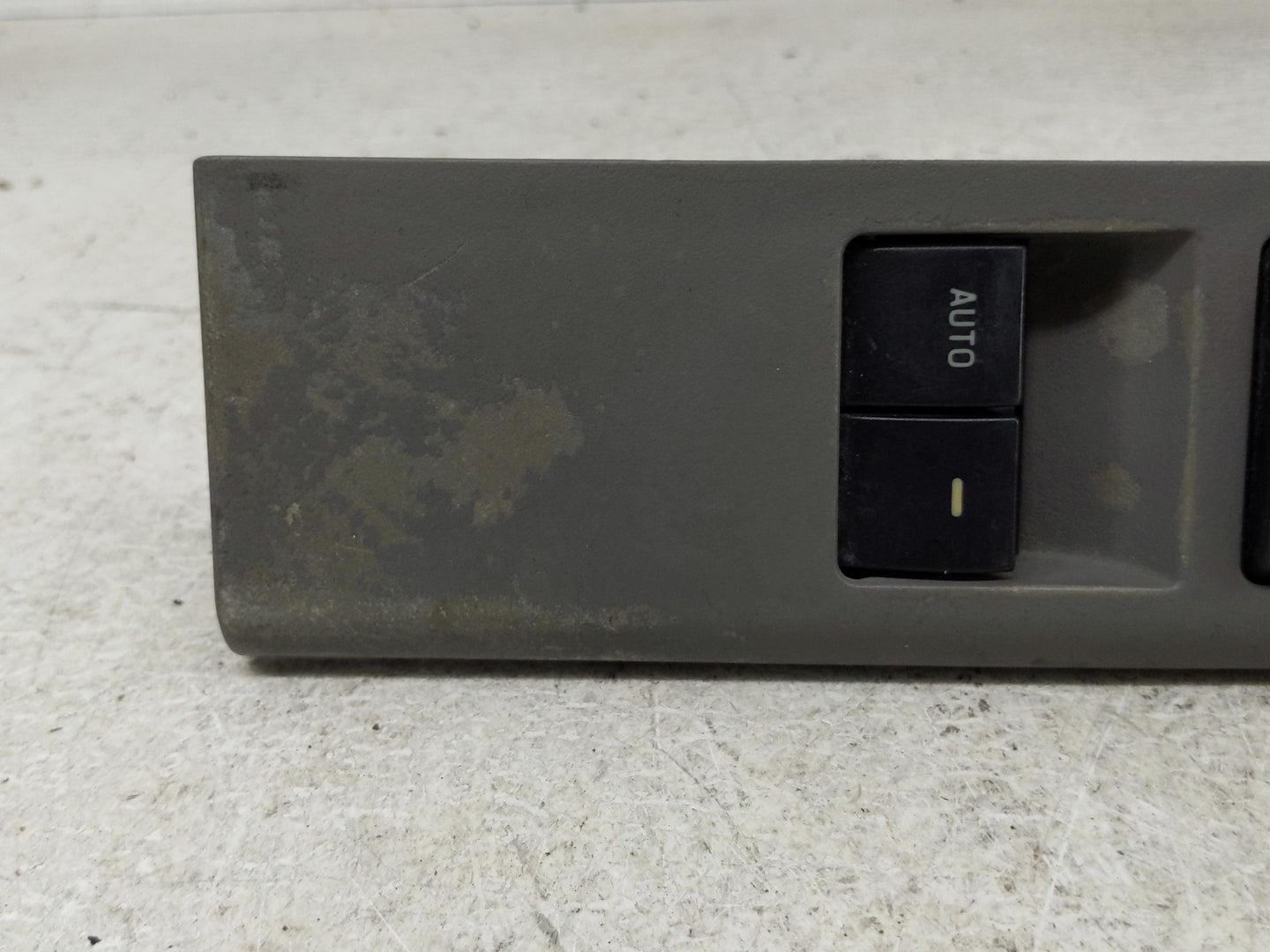 2009-2014 Ford E-150 Master Power Window Switch Replacement Driver Side Left P/N:8C3T-14540-ABW Fits OEM Used Auto Parts - O