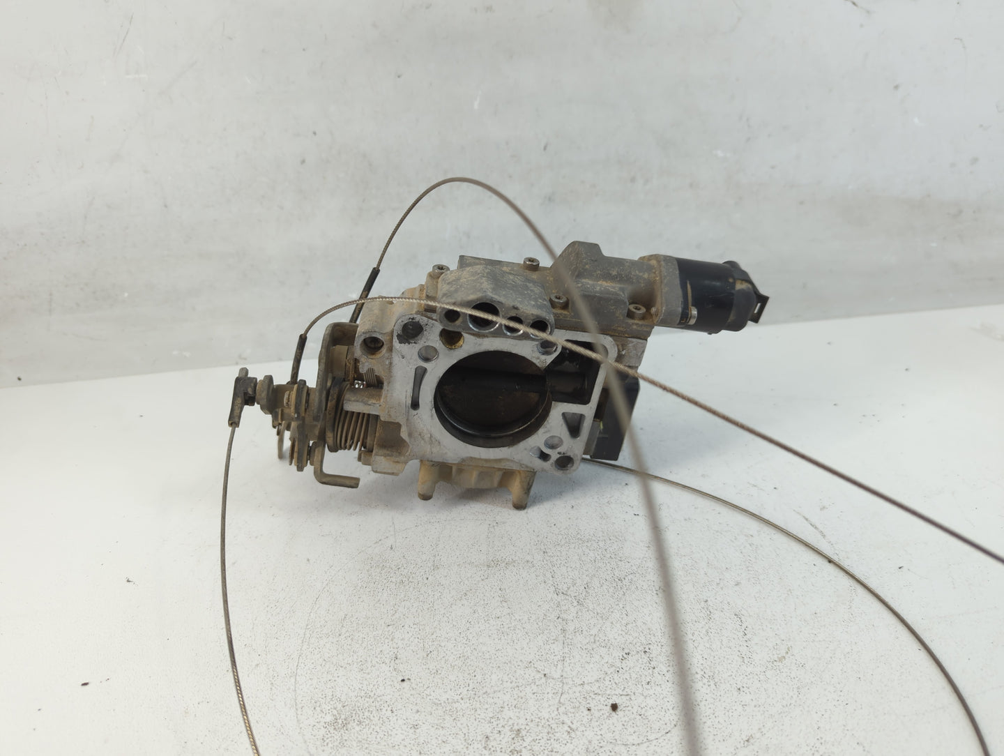 2009 Ford E-150 Throttle Body P/N:87655-G1221 Fits OEM Used Auto Parts - Oemusedautoparts1.com