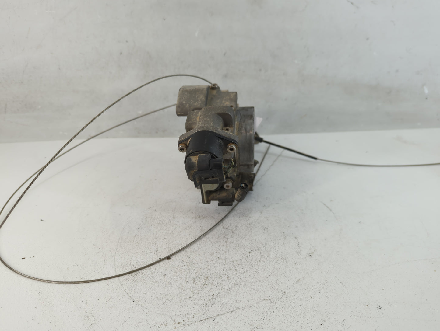 2009 Ford E-150 Throttle Body P/N:87655-G1221 Fits OEM Used Auto Parts - Oemusedautoparts1.com