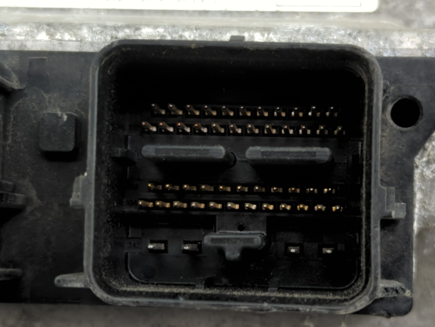 2009 Ford E-250 Econoline PCM Engine Control Computer ECU ECM PCU OEM P/N:9C2A-12A650-ARB 0 261 S05 167 Fits OEM Used Auto P