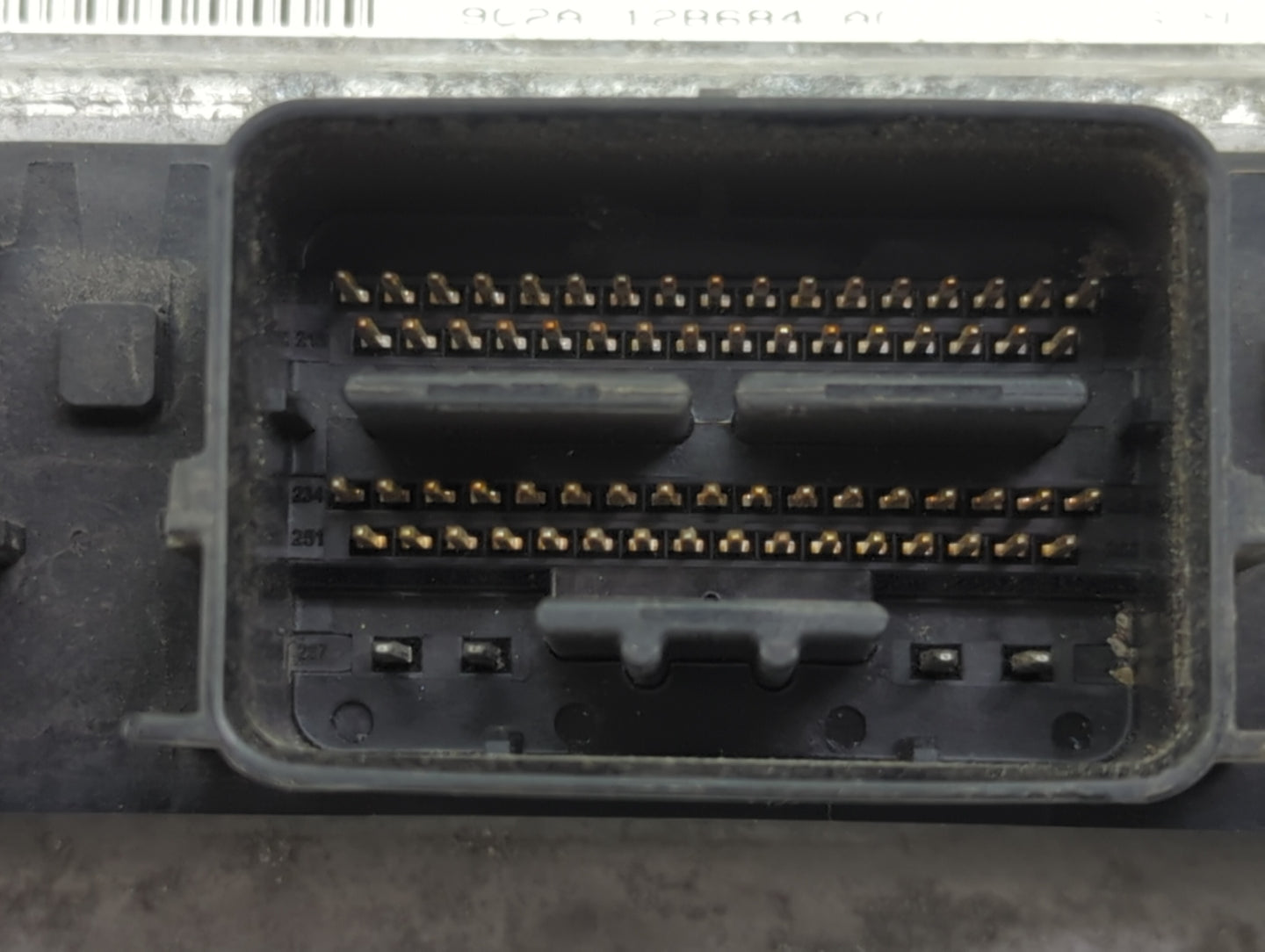 2009 Ford E-250 Econoline PCM Engine Control Computer ECU ECM PCU OEM P/N:9C2A-12A650-ARB 0 261 S05 167 Fits OEM Used Auto P