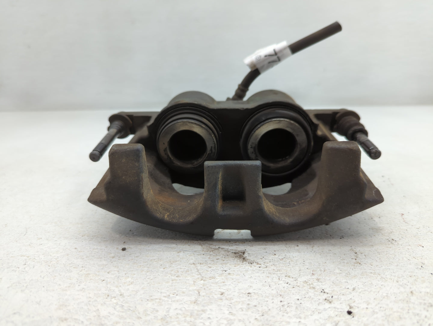 2009 Ford E-450 Econoline Super Duty Rear Driver Left Brake Caliper - Oemusedautoparts1.com