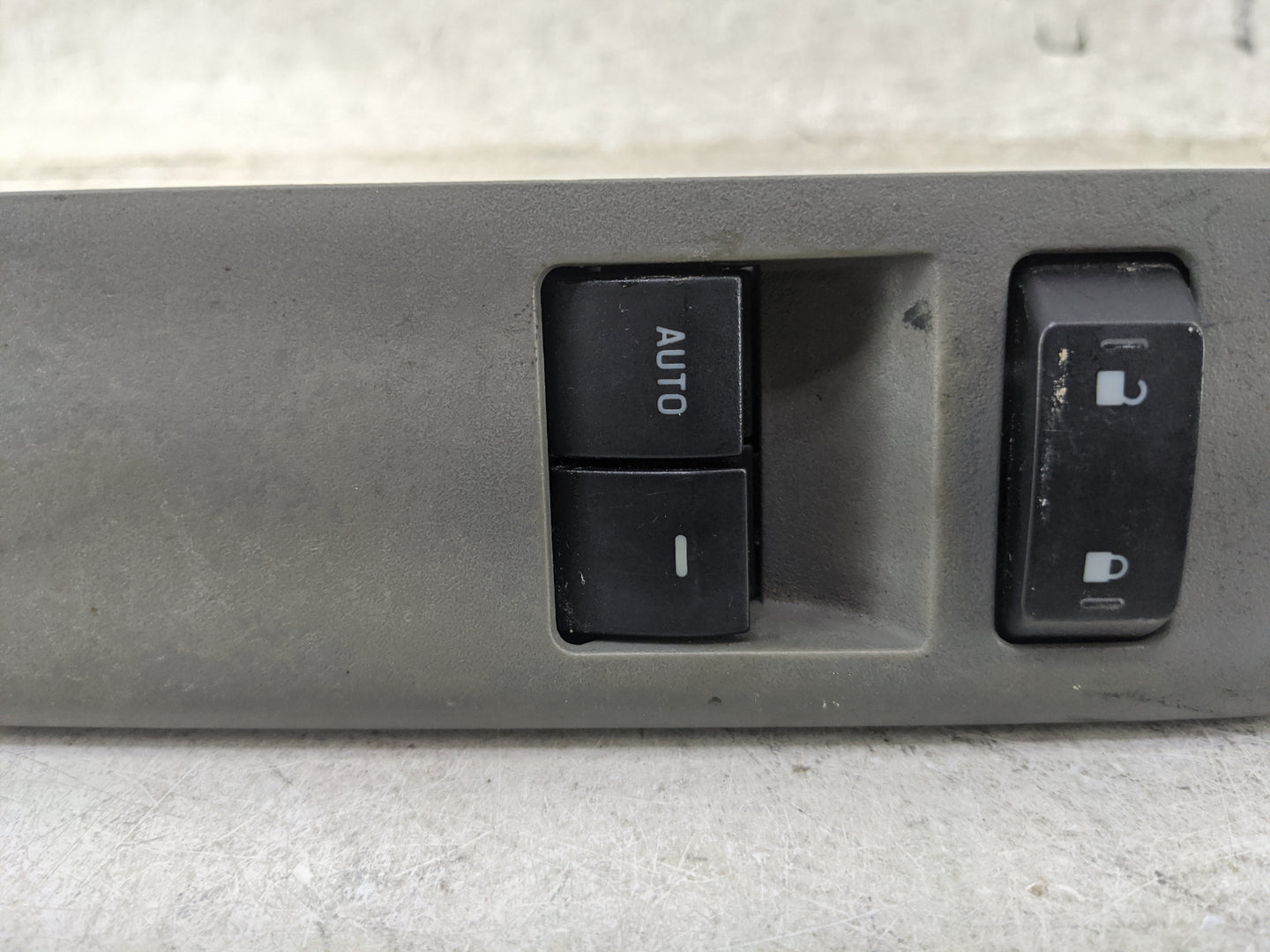 2009 Ford E250 Master Power Window Switch Replacement Driver Side Left P/N:8C3T-14963-AAW SANDD4820AEP Fits OEM Used Auto Pa