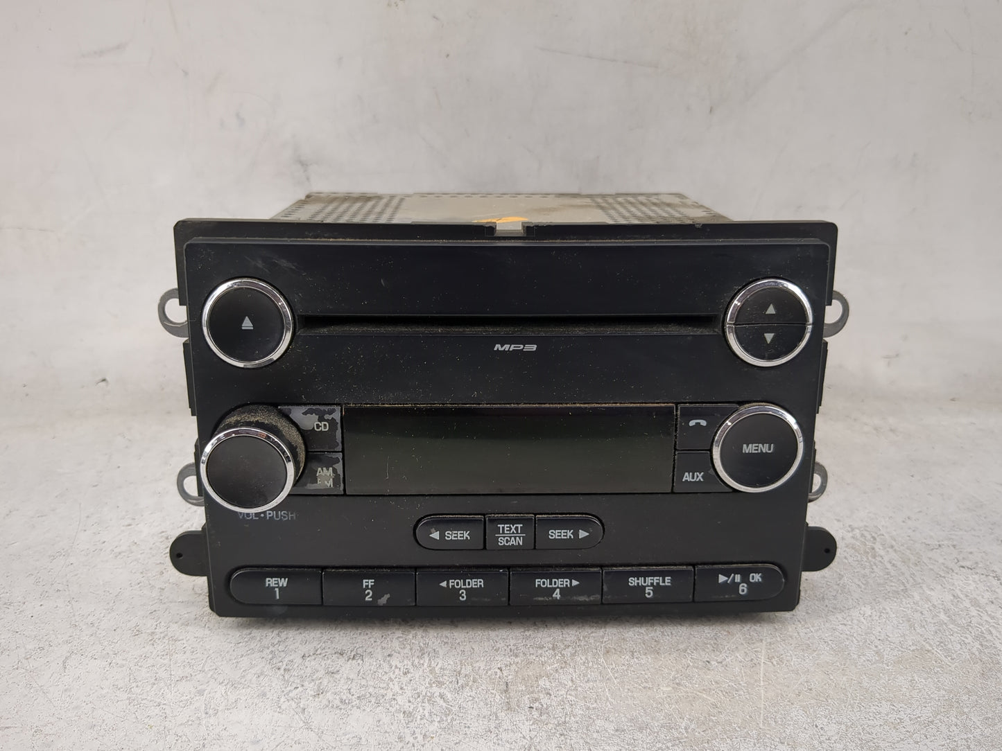 2009 Ford E350 Radio AM FM Cd Player Receiver Replacement P/N:9C2T-18C869-CB 28129550 Fits OEM Used Auto Parts - Oemusedauto