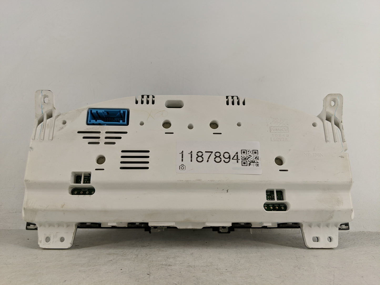 2008-2010 Ford Edge Instrument Cluster Speedometer Gauges P/N:9T4T-10849-CA Fits Fits 2008 2009 2010 OEM Used Auto Parts - O