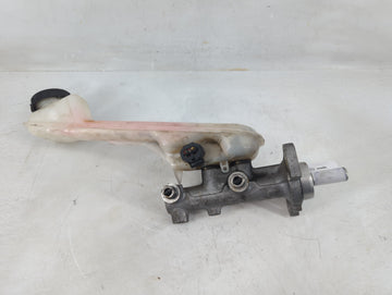 2007-2010 Ford Edge Brake Master Cylinder - Oemusedautoparts1.com