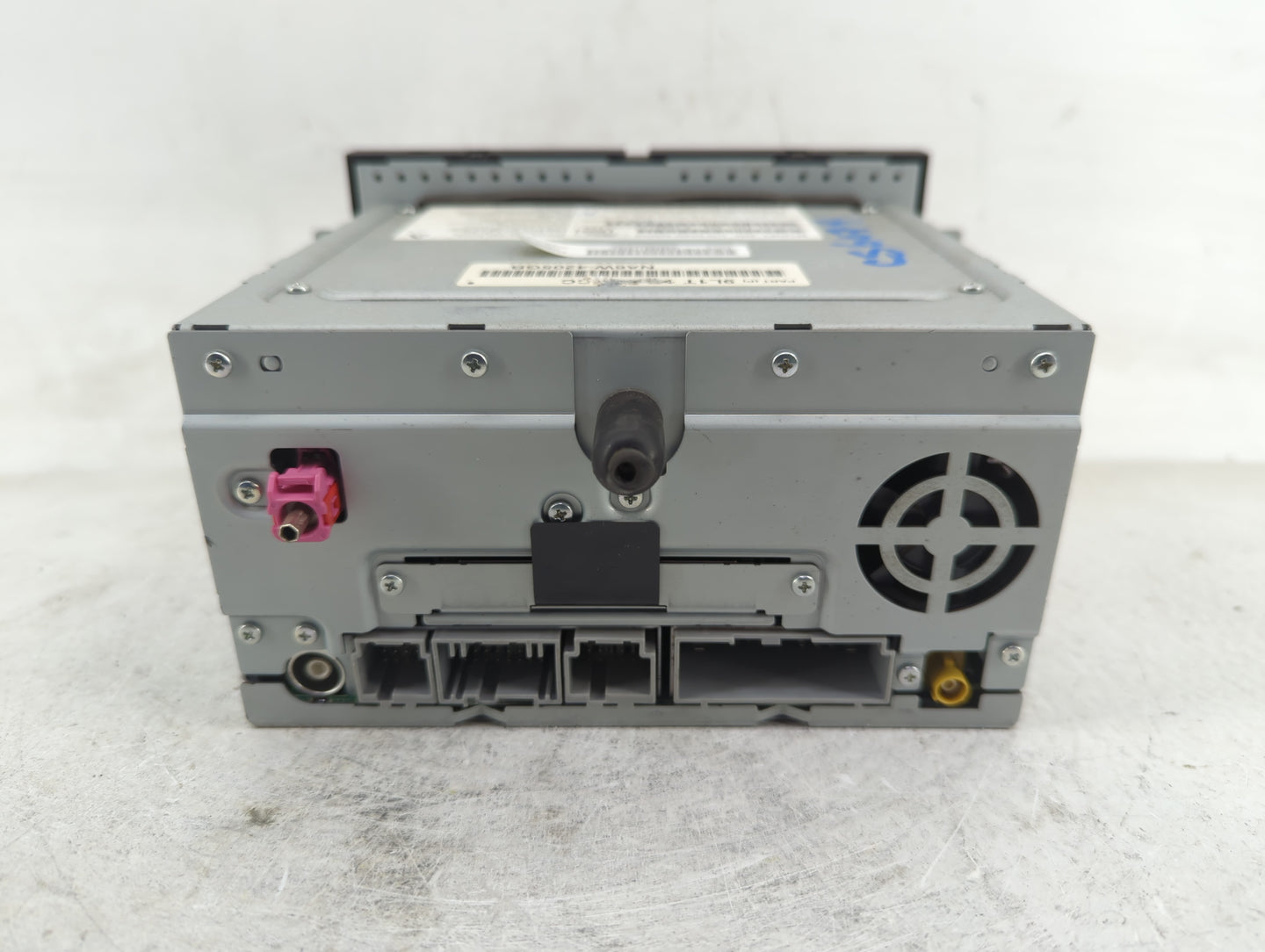2009 Ford Edge Radio AM FM Cd Player Receiver Replacement P/N:9L1T-18K931-CC Fits Fits 2010 OEM Used Auto Parts - Oemusedaut