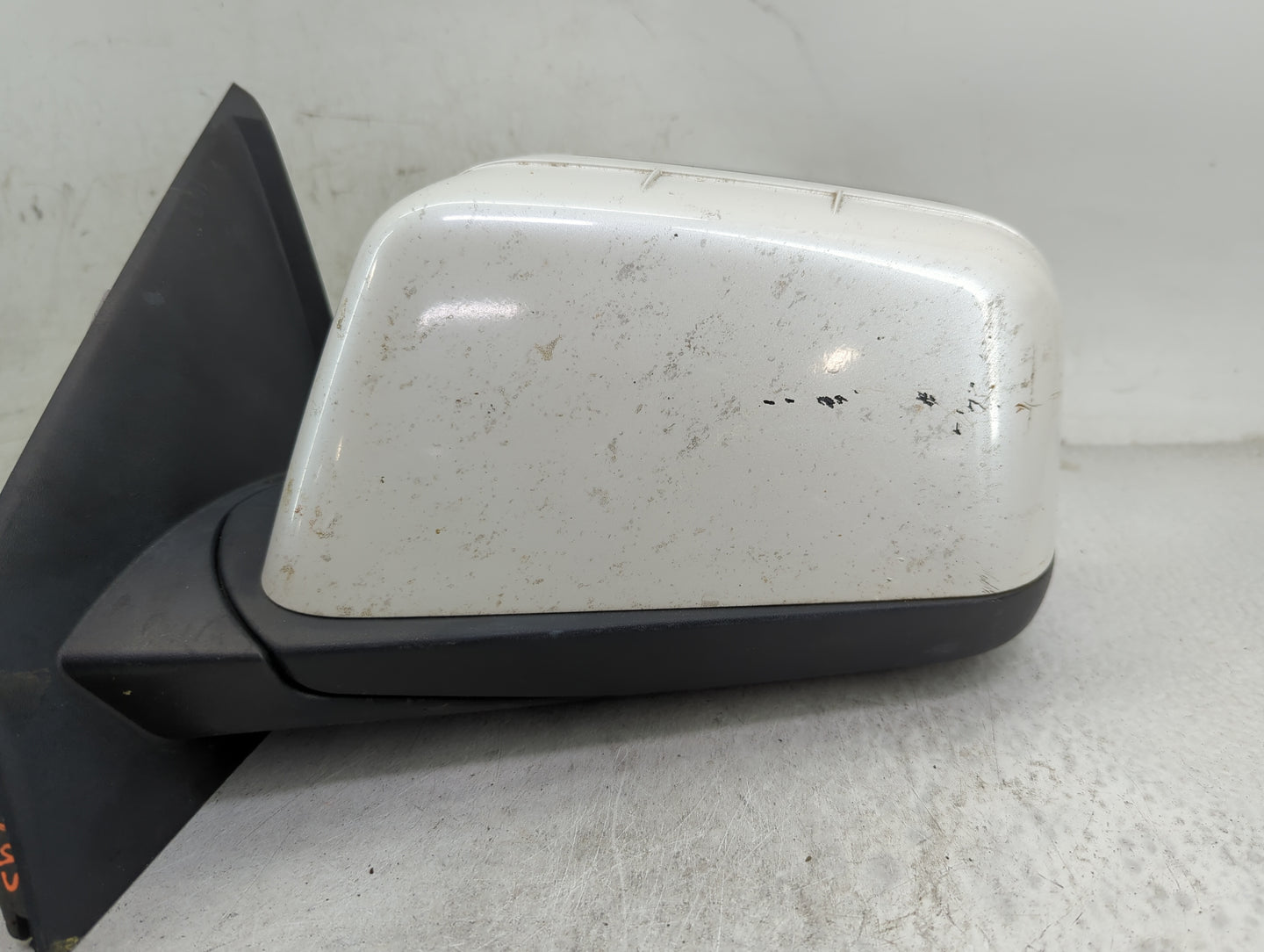 2009-2011 Ford Edge Driver Side View Mirror - Left Door Mirror OEM Used - Oemusedautoparts1.com