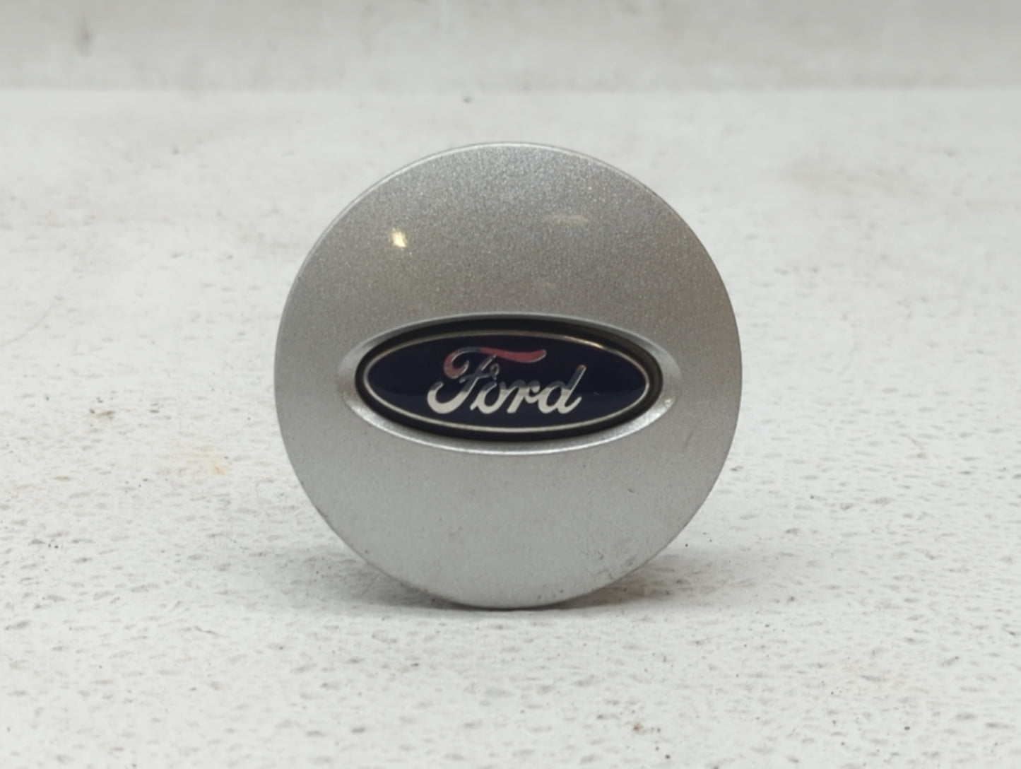 2009 Ford Edge Rim Wheel Center Cap Silver - Oemusedautoparts1.com