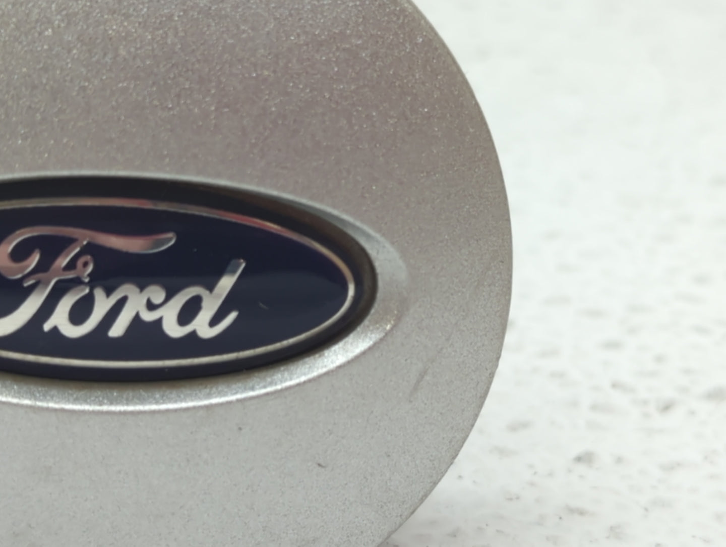 2009 Ford Edge Rim Wheel Center Cap Silver - Oemusedautoparts1.com