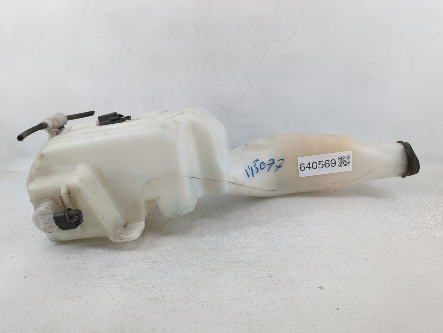2007-2014 Ford Edge Windshield Washer Fluid Reservoir Bottle Oem - Oemusedautoparts1.com
