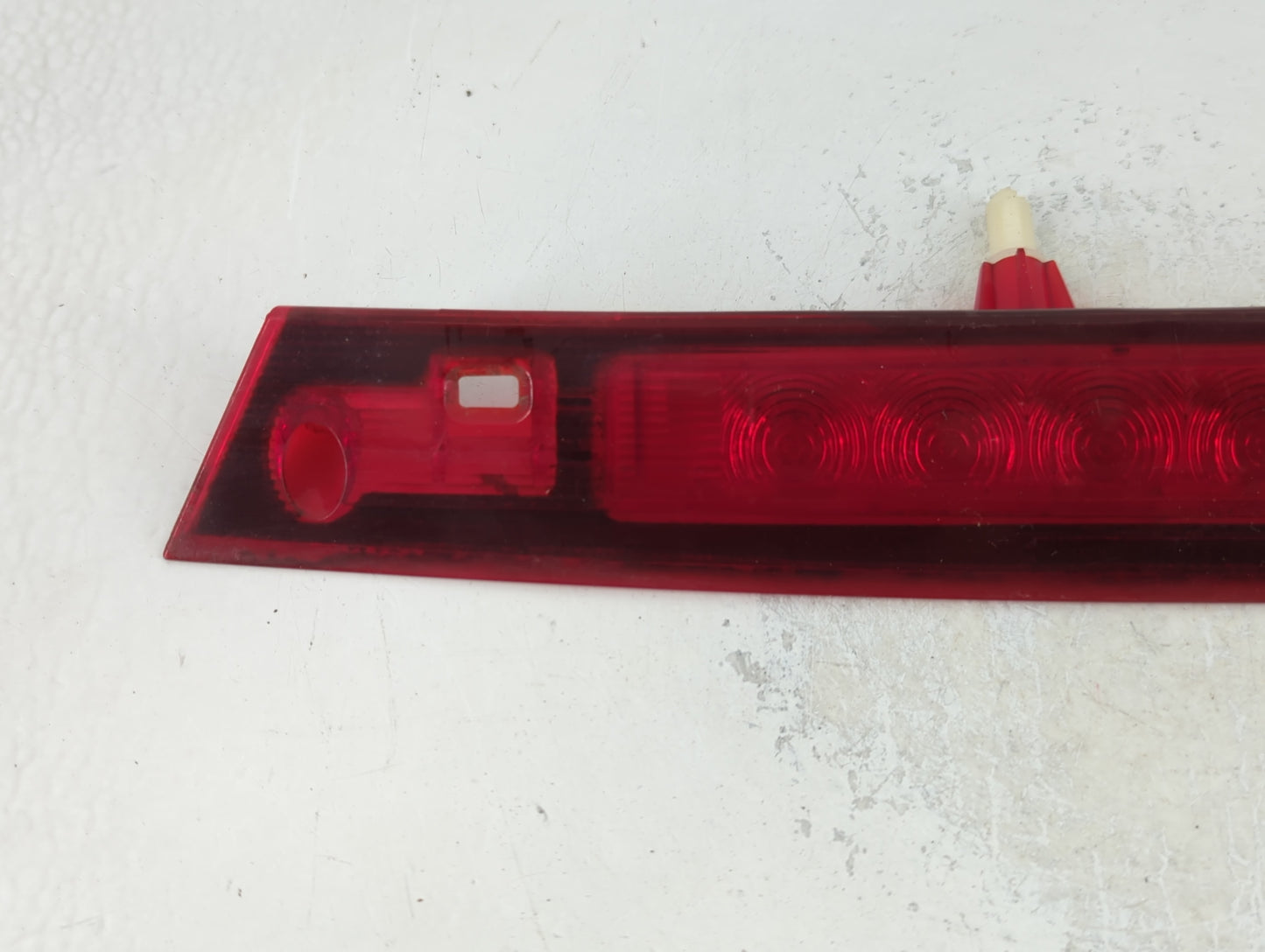 2009 Ford Edge High Mounted Stop Third Brake Light Lamp Red - Oemusedautoparts1.com
