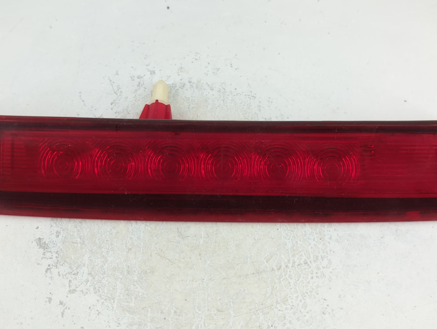 2009 Ford Edge High Mounted Stop Third Brake Light Lamp Red - Oemusedautoparts1.com