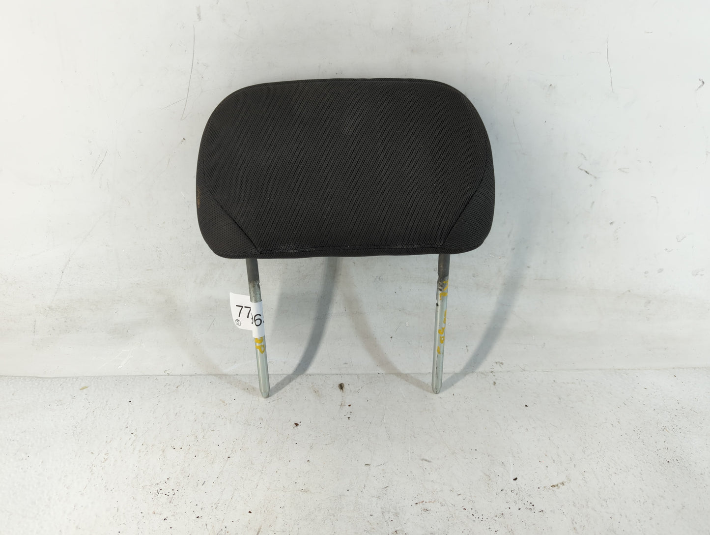 2009-2010 Ford Edge Headrest Head Rest Front Driver Passenger Seat Fits Fits 2009 2010 OEM Used Auto Parts - Oemusedautopart