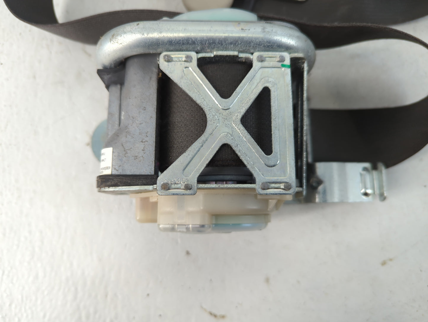2008-2010 Ford Edge Passenger Front Seatbelt Buckle - Oemusedautoparts1.com