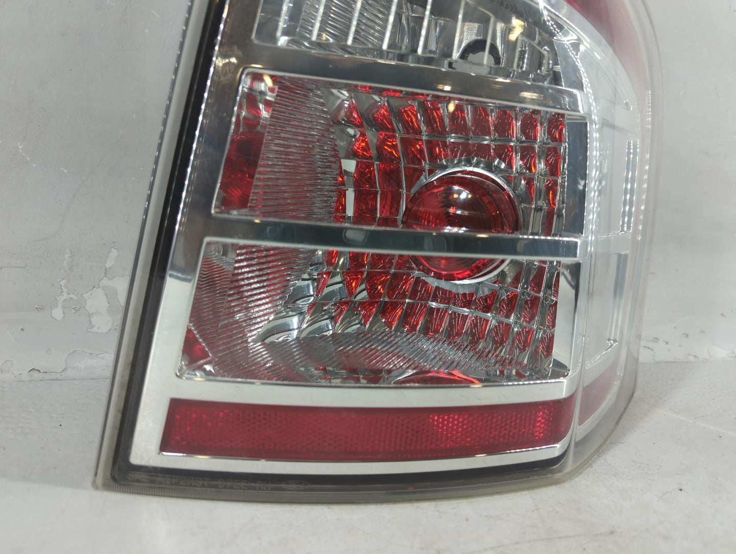 2007-2010 Ford Edge Tail Light Assembly Passenger Right OEM P/N:9T43-13B504-B Fits Fits 2007 2008 2009 2010 OEM Used Auto Pa