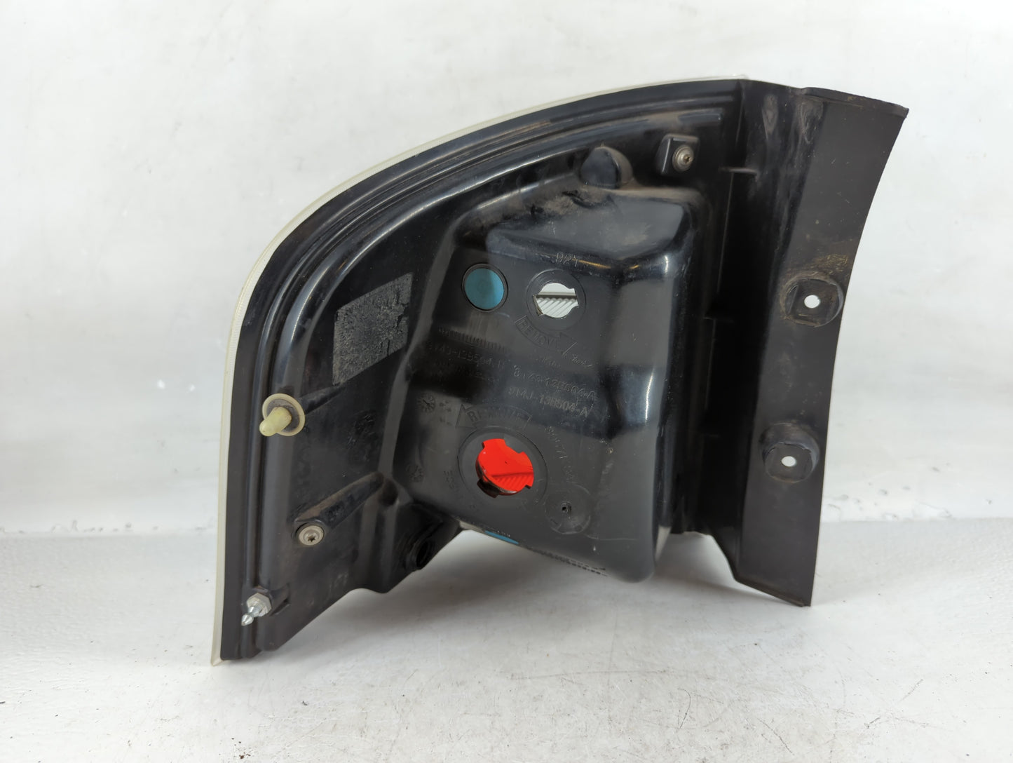 2007-2010 Ford Edge Tail Light Assembly Passenger Right OEM P/N:9T43-13B504-B Fits Fits 2007 2008 2009 2010 OEM Used Auto Pa