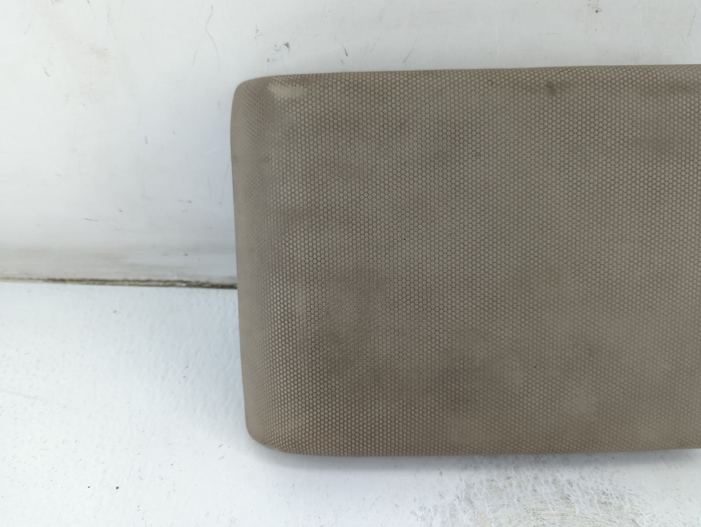2009-2012 Ford Escape Center Console Armrest Cover Lid P/N:KF3036A001 Fits Fits 2009 2010 2011 2012 OEM Used Auto Parts - Oe