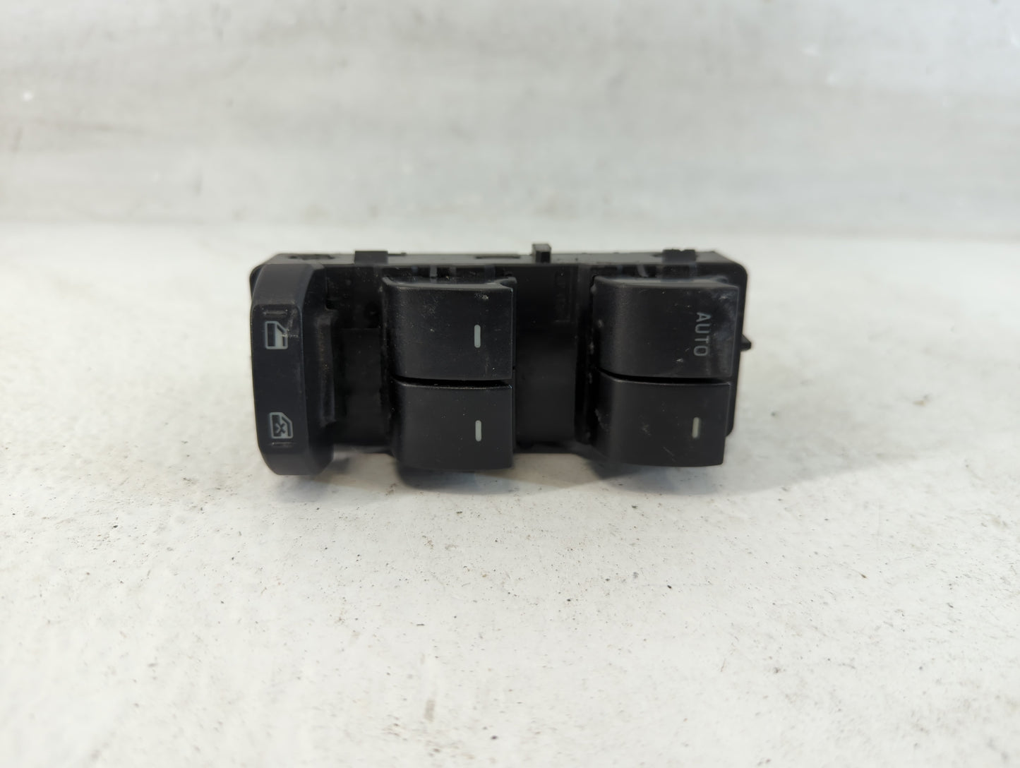 2008-2012 Ford Escape Master Power Window Switch Replacement Driver Side Left P/N:8L8T-14540-A Fits Fits 2008 2009 2010 2011