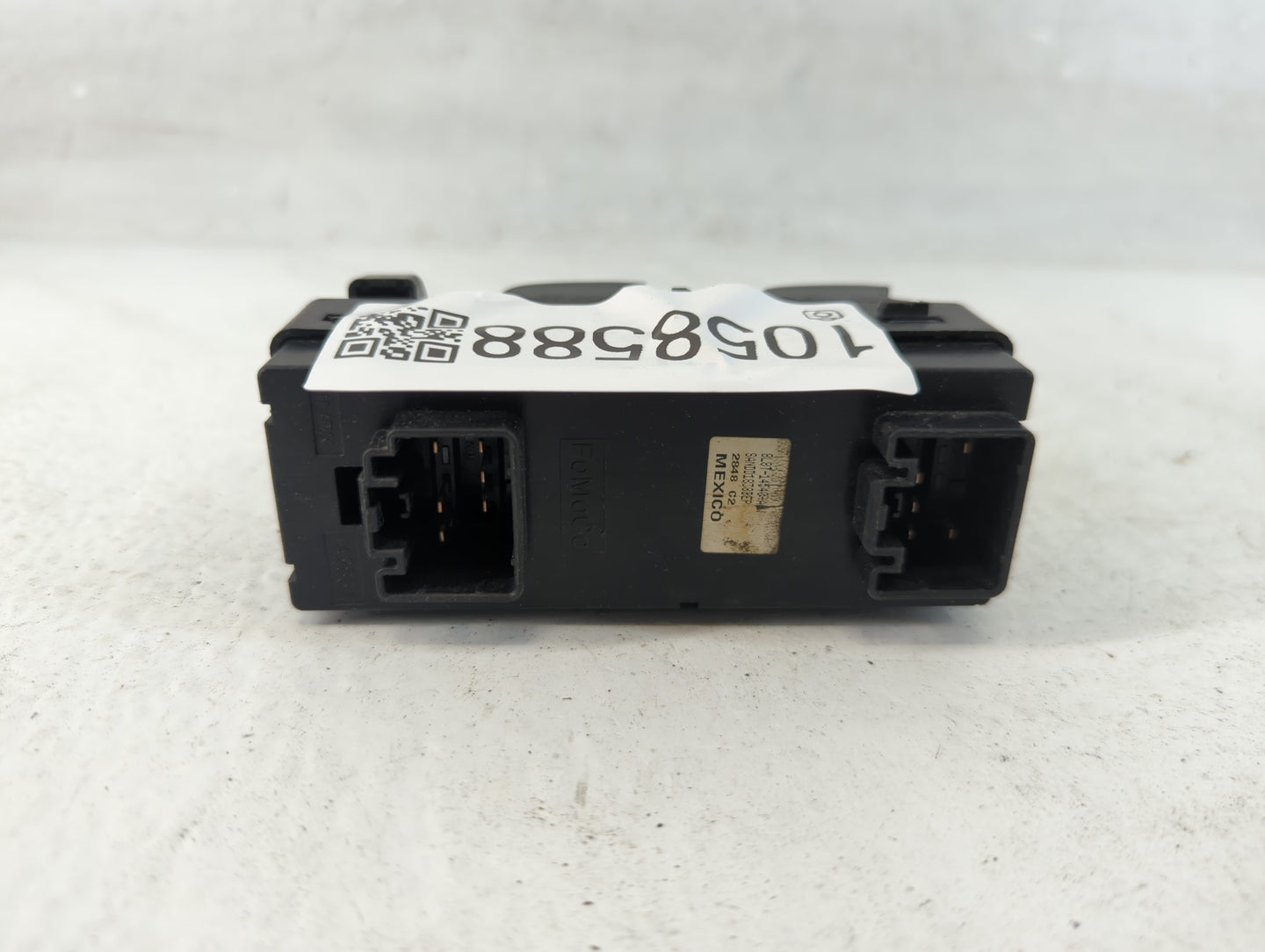 2008-2012 Ford Escape Master Power Window Switch Replacement Driver Side Left P/N:8L8T-14540-A Fits Fits 2008 2009 2010 2011