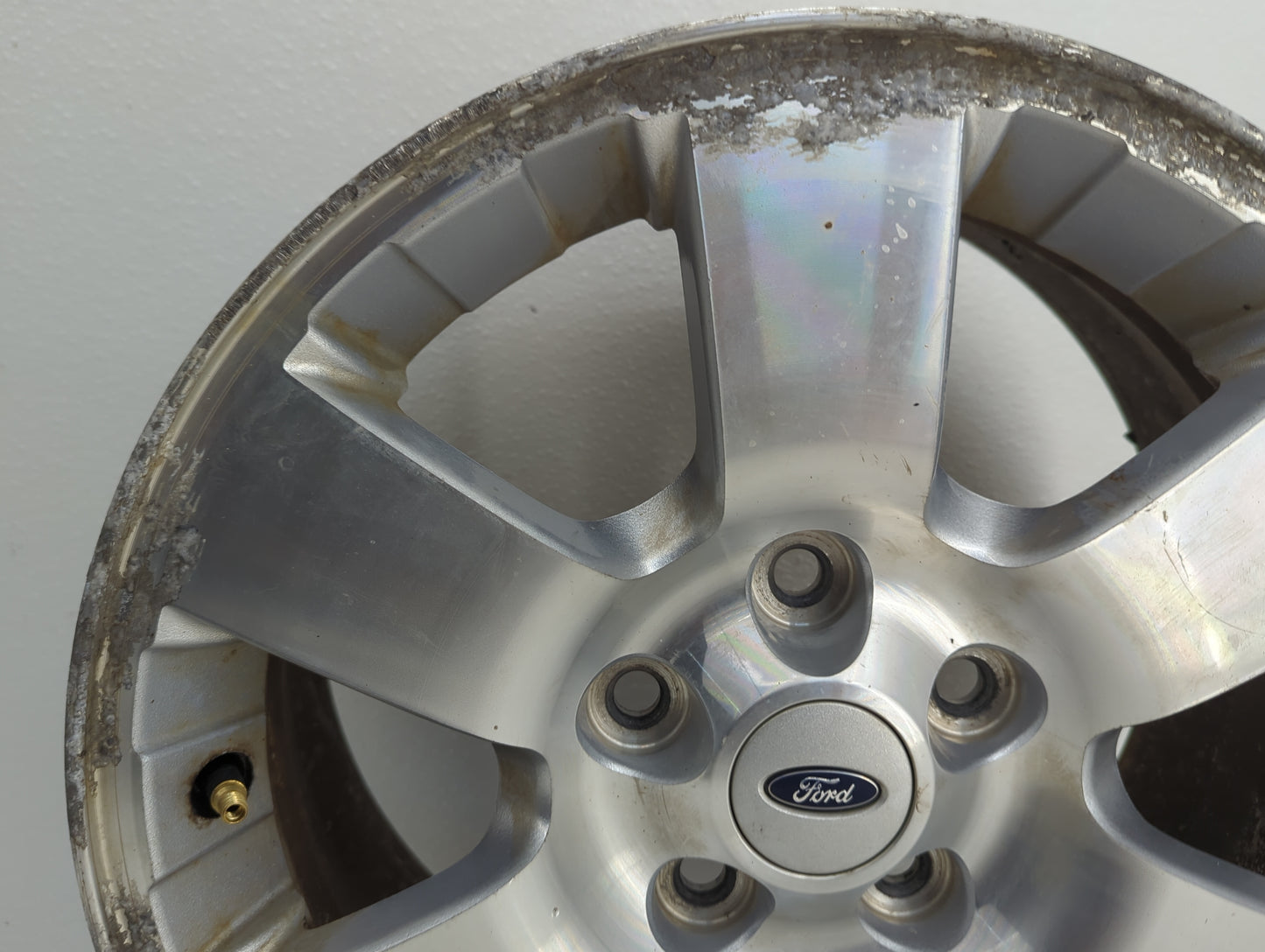 2008-2012 Ford Escape Oem Wheel Rim 1067120 - Oemusedautoparts1.com