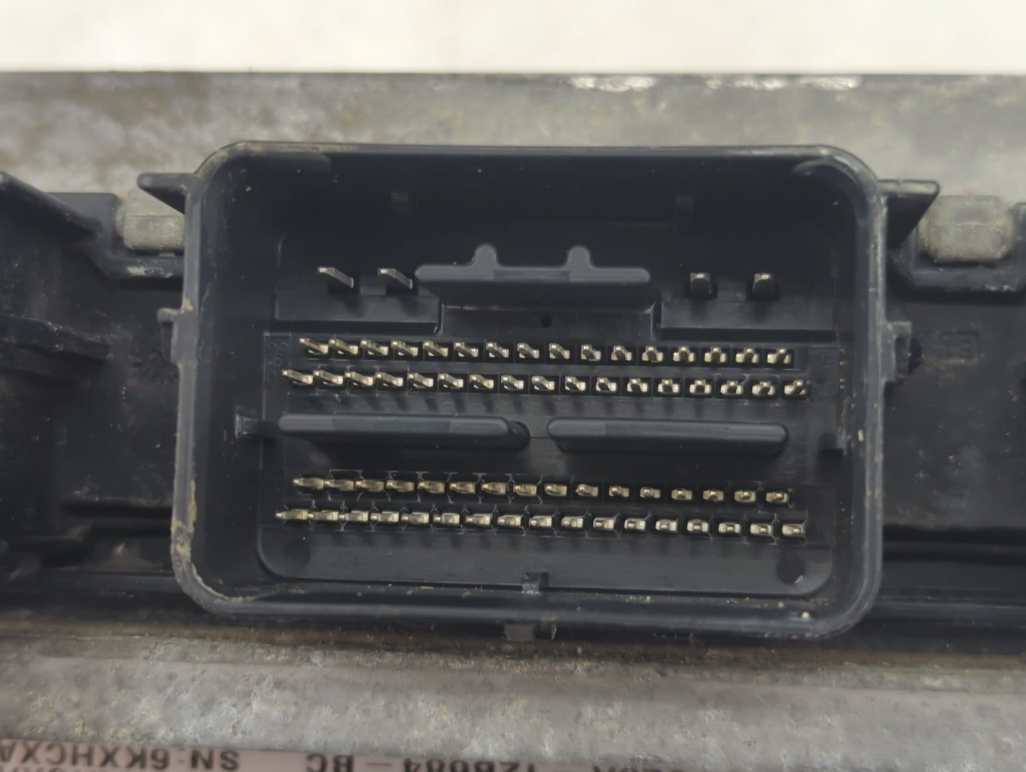 2009 Ford Escape PCM Engine Control Computer ECU ECM PCU OEM Fits Fits 2010 2011 OEM Used Auto Parts - Oemusedautoparts1.com