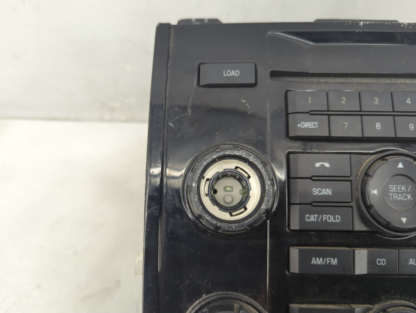 2009 Ford Escape Radio AM FM Cd Player Receiver Replacement P/N:9L8T-19C108-AB Fits OEM Used Auto Parts - Oemusedautoparts1.