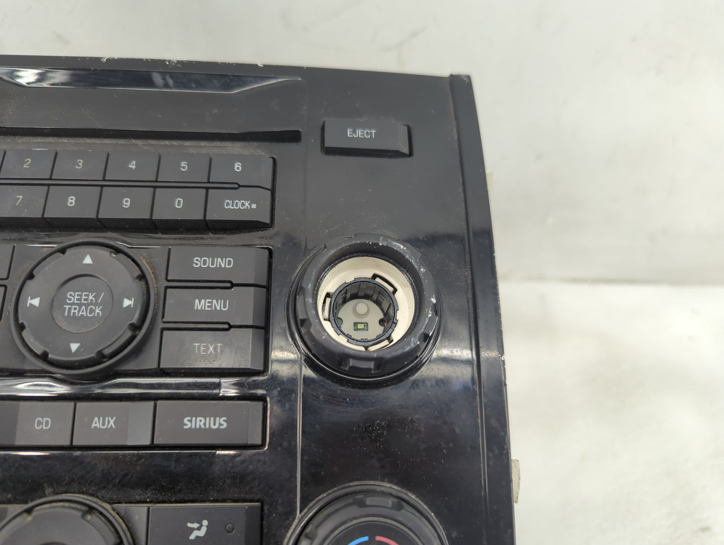 2009 Ford Escape Radio AM FM Cd Player Receiver Replacement P/N:9L8T-19C108-AB Fits OEM Used Auto Parts - Oemusedautoparts1.