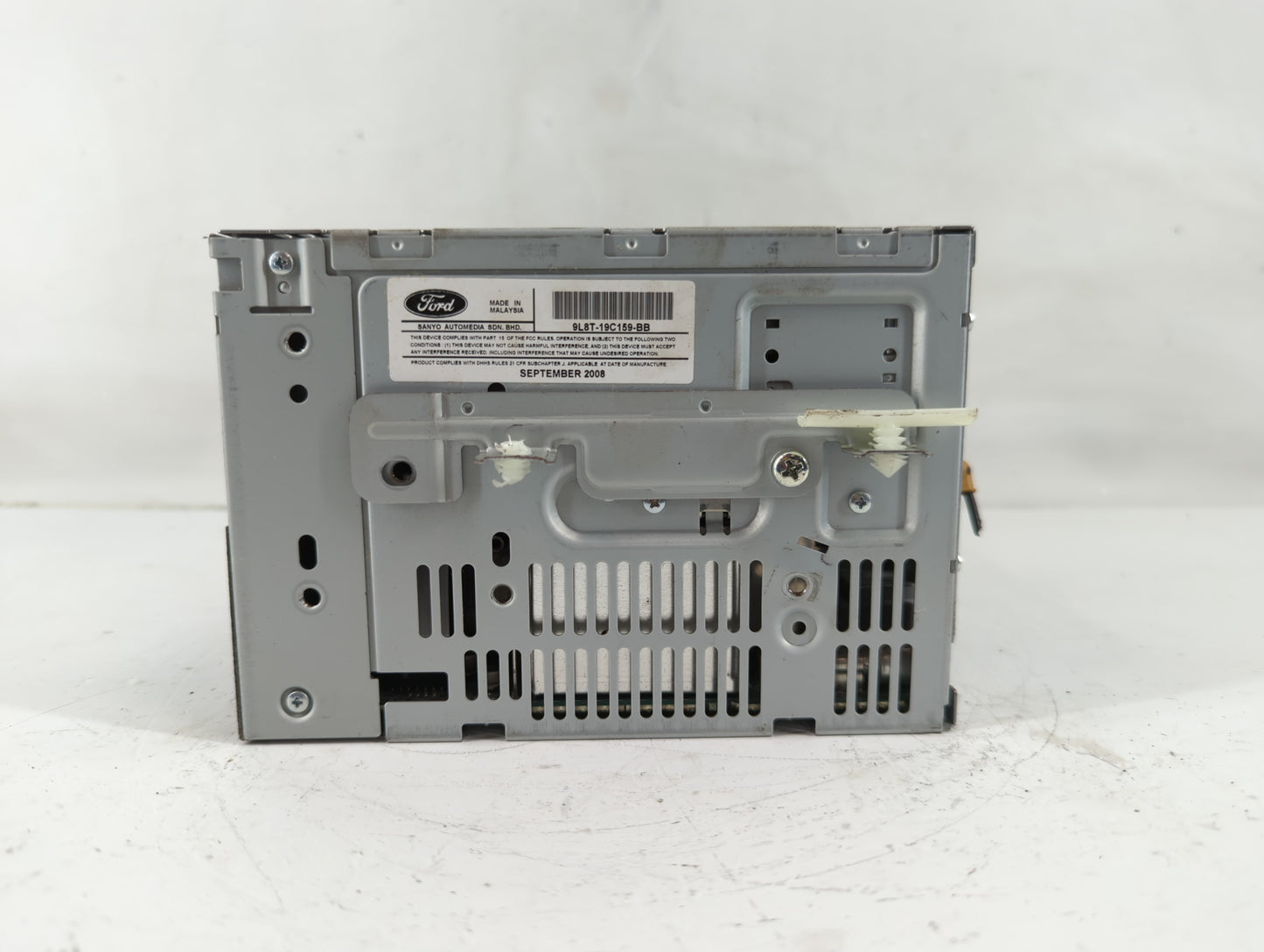 2009 Ford Escape Radio AM FM Cd Player Receiver Replacement P/N:9L8T-19C159-BB Fits OEM Used Auto Parts - Oemusedautoparts1.