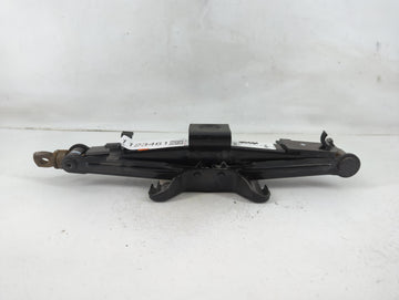 2009 Ford Escape Spare Scissor Car Jack - Oemusedautoparts1.com