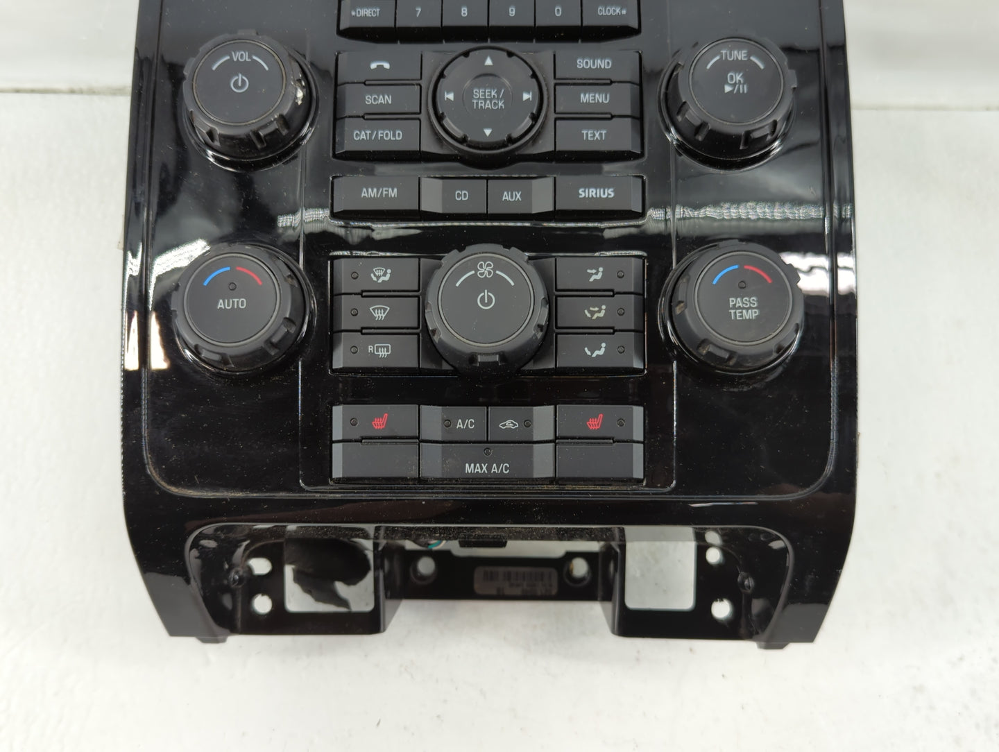 2009 Ford Escape Radio AM FM Cd Player Receiver Replacement P/N:9L8T-19C159-BB Fits OEM Used Auto Parts - Oemusedautoparts1.