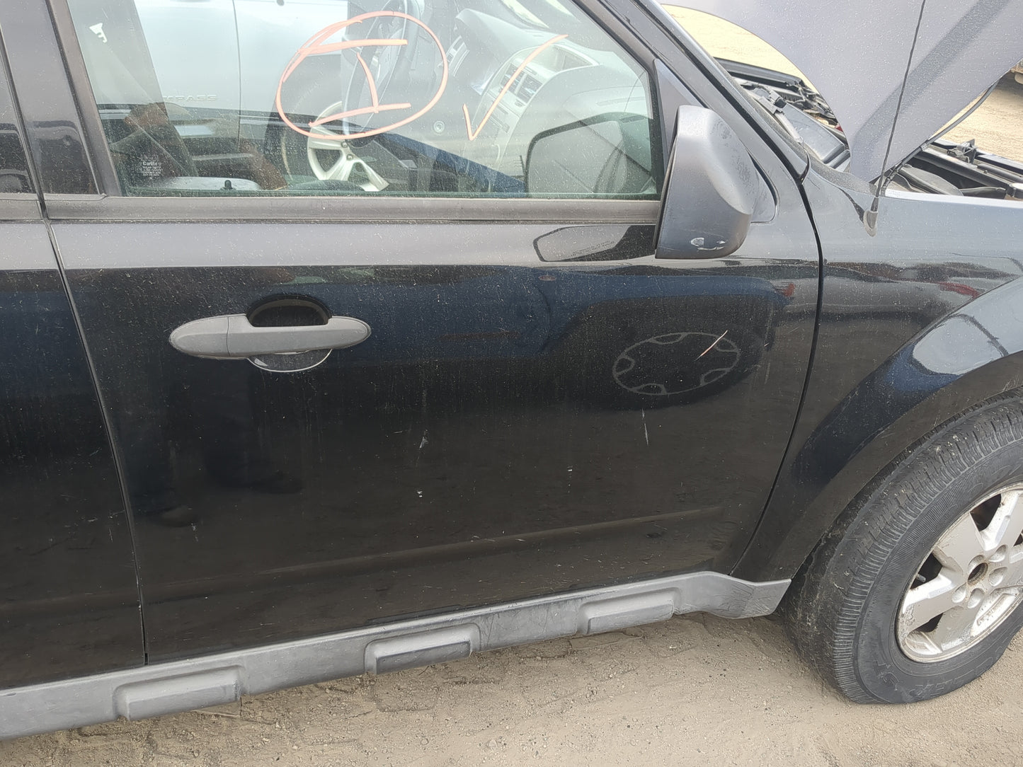 2009-2012 Ford Escape Passenger Front Door Oem - Oemusedautoparts1.com