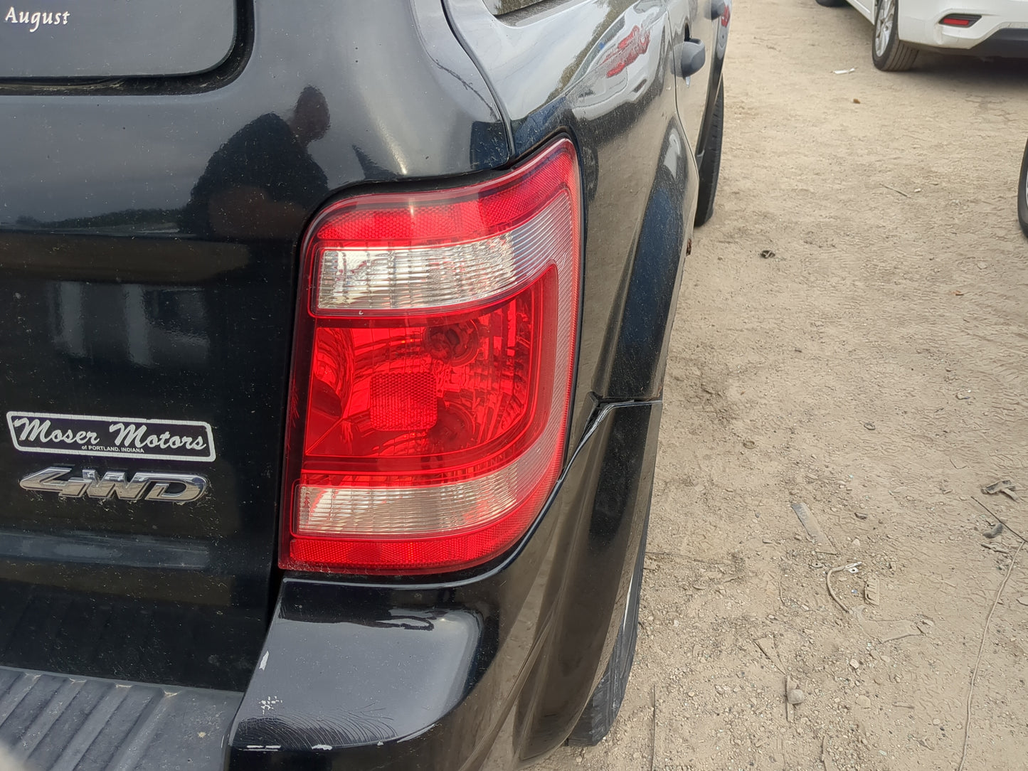 2008-2012 Ford Escape Tail Light Assembly Passenger Right OEM Fits Fits 2008 2009 2010 2011 2012 OEM Used Auto Parts - Oemus