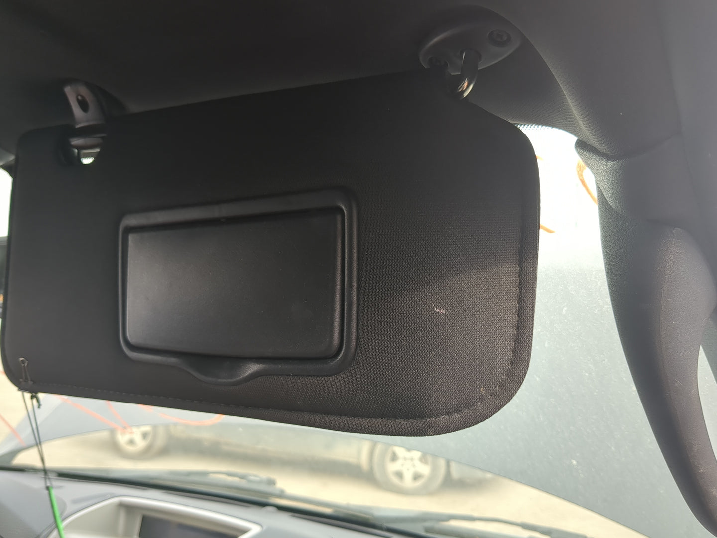 2008-2009 Ford Escape Sun Visor Shade Replacement Passenger Right Mirror Fits Fits 2008 2009 OEM Used Auto Parts - Oemusedau