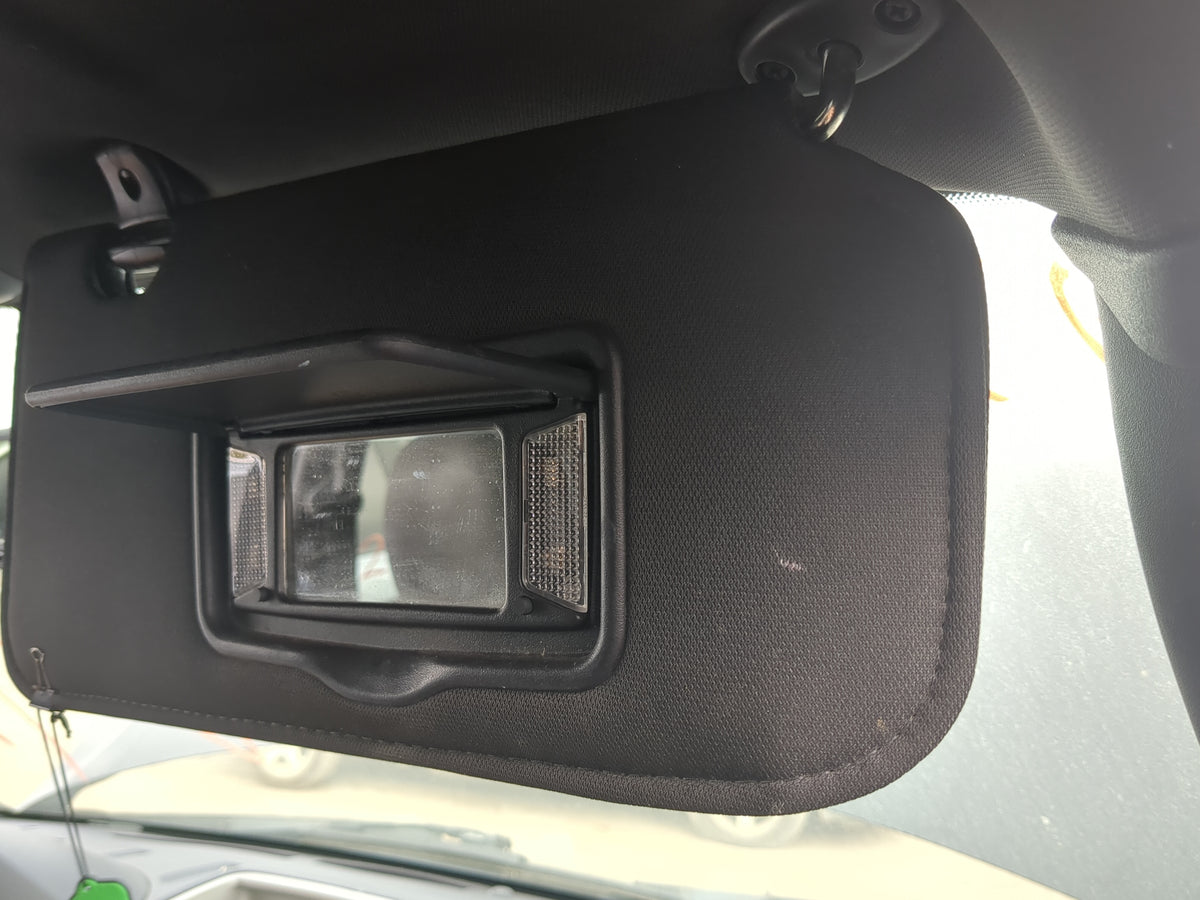2008-2009 Ford Escape Sun Visor Shade Replacement Passenger Right Mirror Fits Fits 2008 2009 OEM Used Auto Parts - Oemusedau
