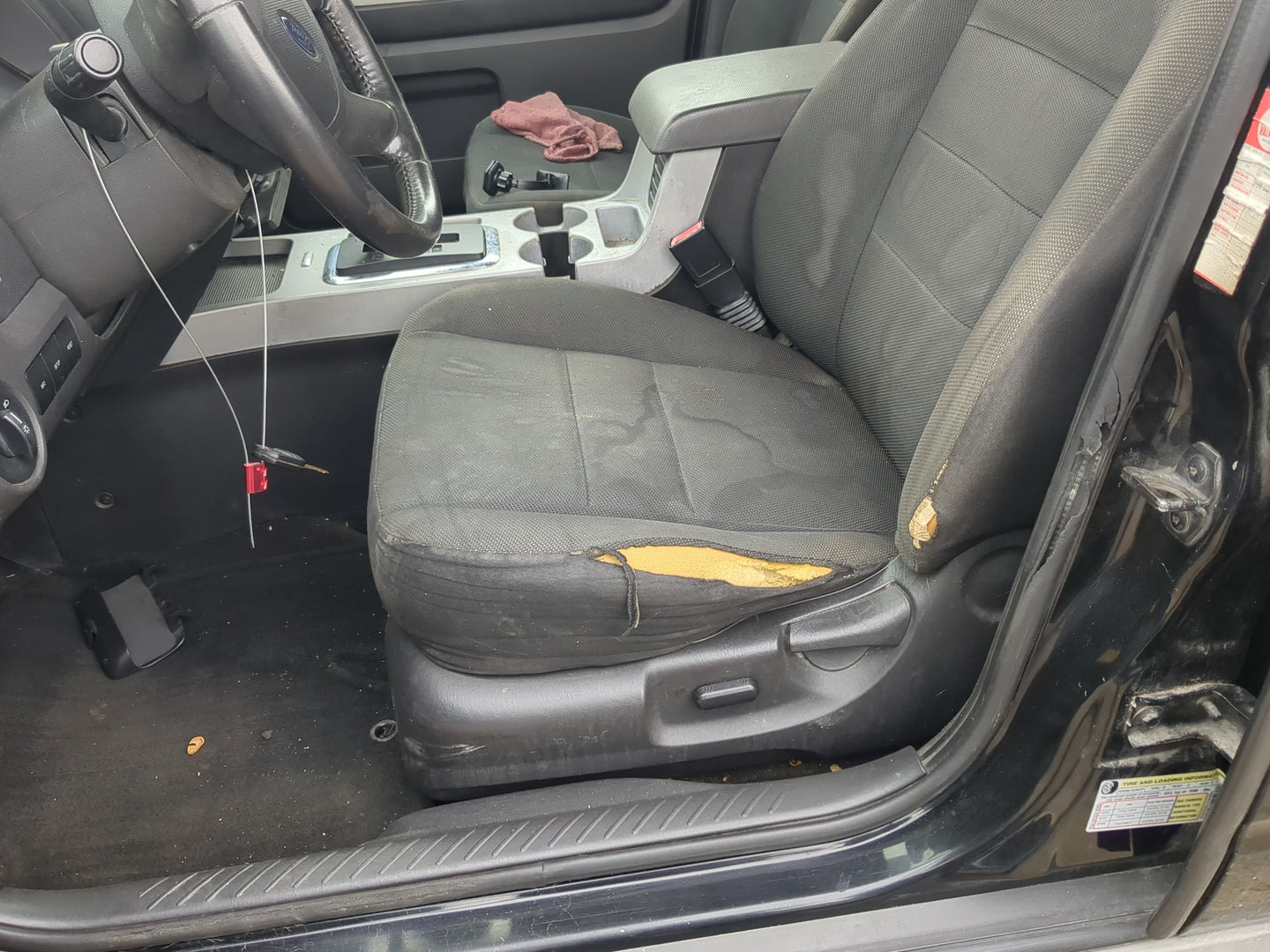 2009-2009 Ford Escape Driver Front Seat Oem - Oemusedautoparts1.com
